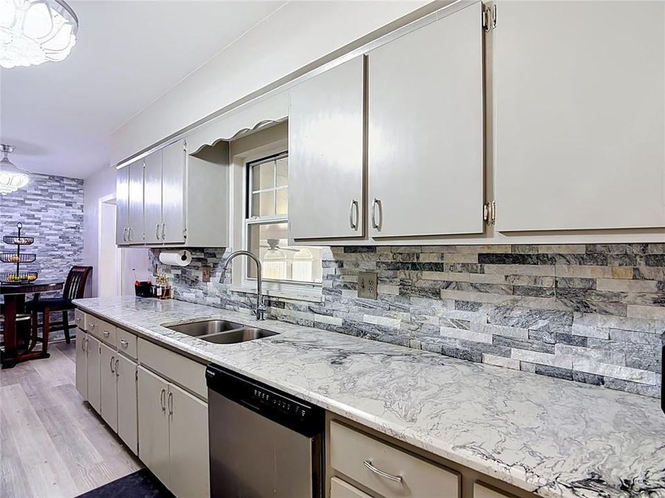 For Sale: $789,000 (3 beds, 3 baths, 3488 Square Feet)