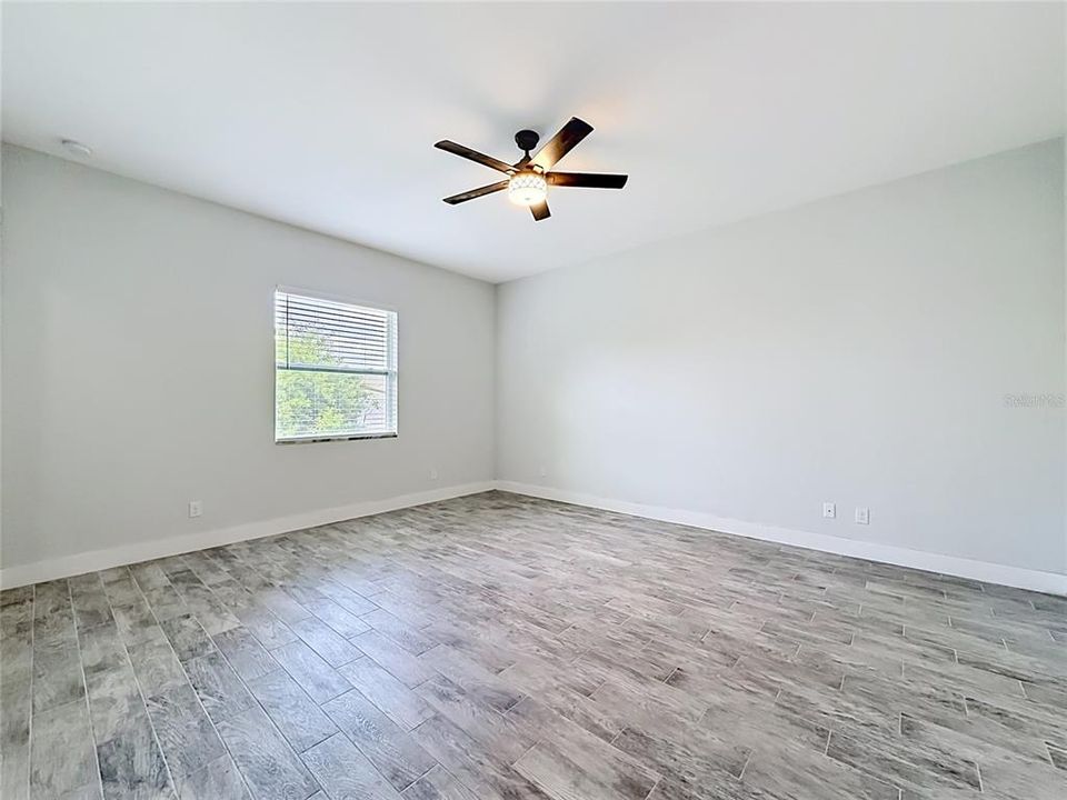 For Sale: $315,000 (3 beds, 2 baths, 1685 Square Feet)