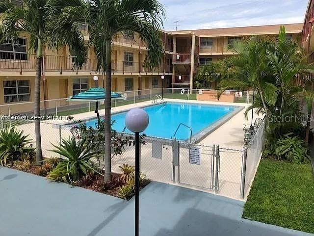For Sale: $198,500 (1 beds, 1 baths, 540 Square Feet)
