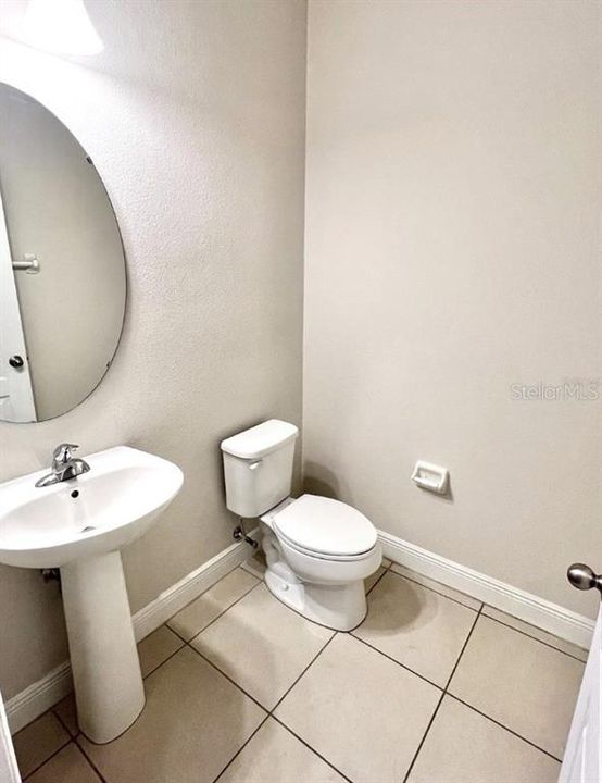 For Rent: $2,600 (3 beds, 2 baths, 1872 Square Feet)