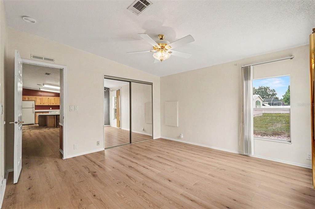 For Sale: $175,000 (2 beds, 2 baths, 1635 Square Feet)