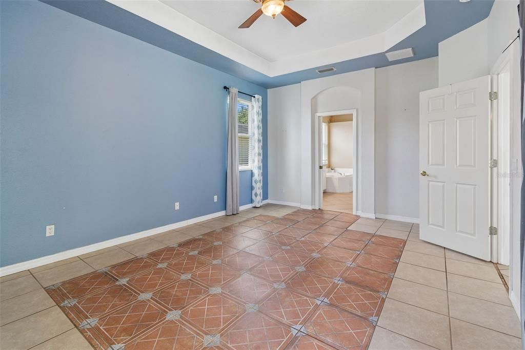For Rent: $3,350 (3 beds, 2 baths, 2153 Square Feet)