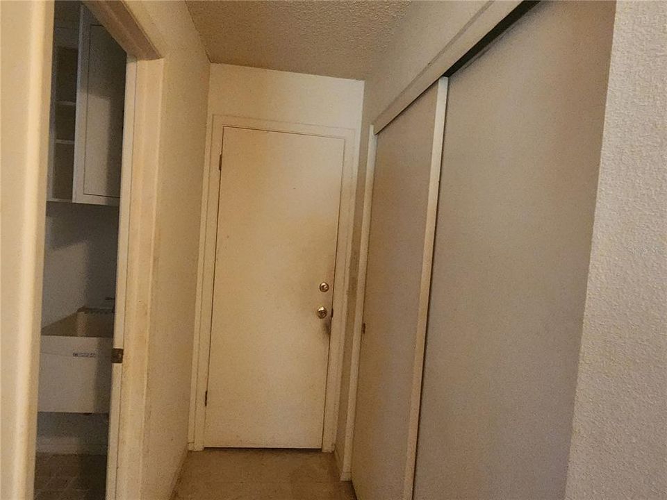 Под контрактом: $199,000 (2 спален, 2 ванн, 1417 Квадратных фут)