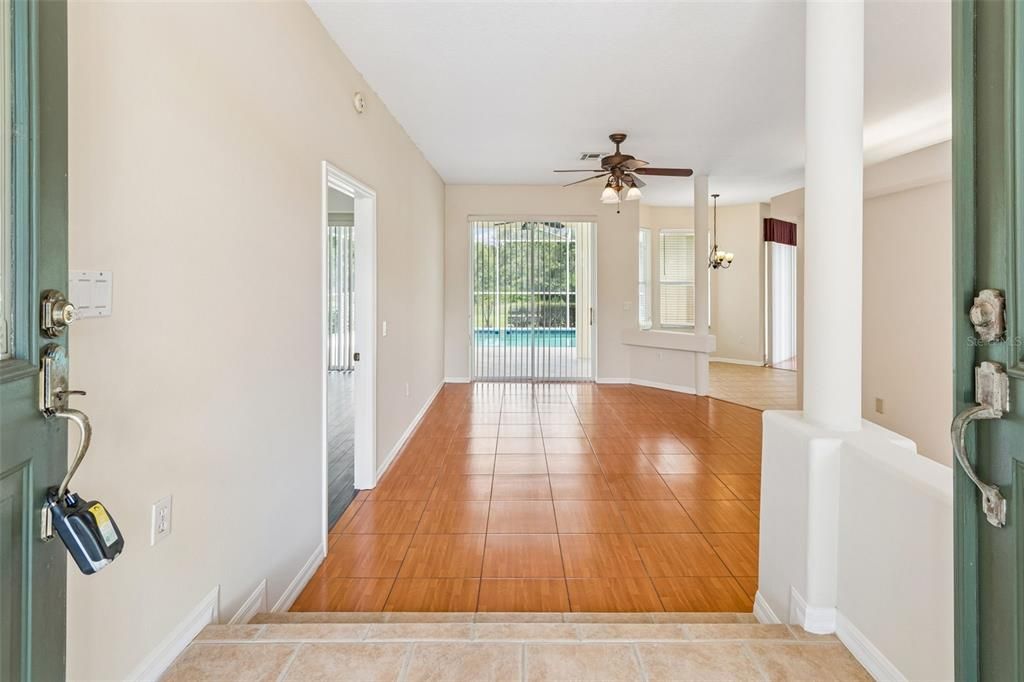 For Sale: $415,000 (3 beds, 2 baths, 1633 Square Feet)