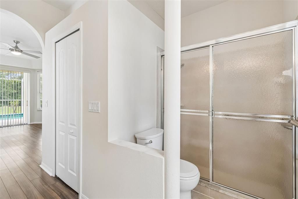 For Sale: $415,000 (3 beds, 2 baths, 1633 Square Feet)