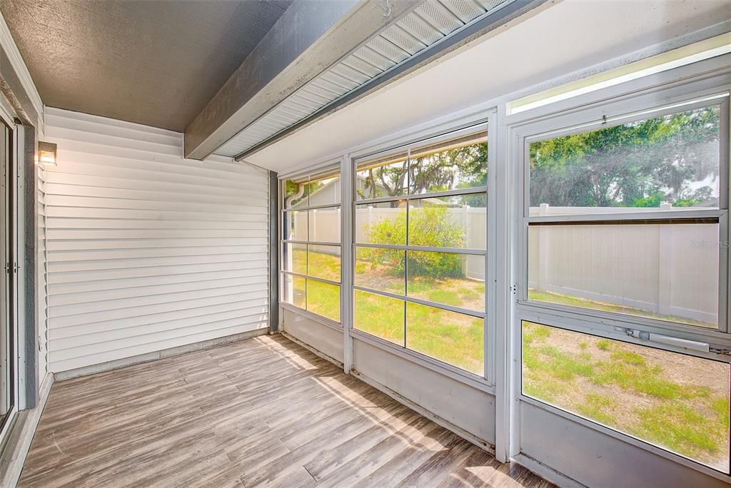 En Venta: $170,000 (2 camas, 2 baños, 907 Pies cuadrados)