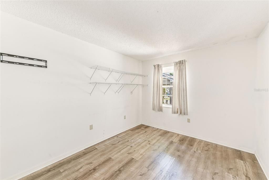 En Venta: $170,000 (2 camas, 2 baños, 907 Pies cuadrados)