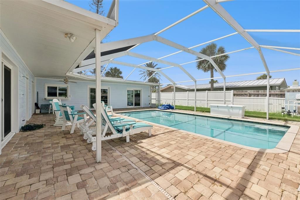 En Venta: $1,047,000 (3 camas, 2 baños, 1804 Pies cuadrados)
