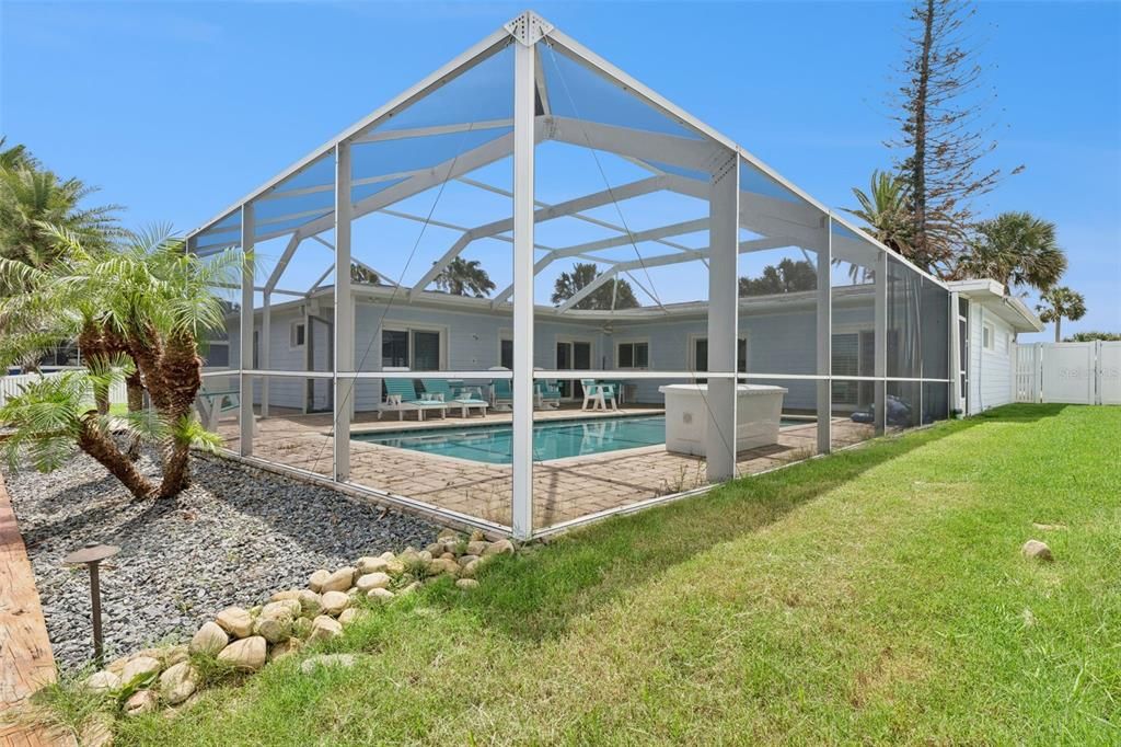 En Venta: $1,047,000 (3 camas, 2 baños, 1804 Pies cuadrados)