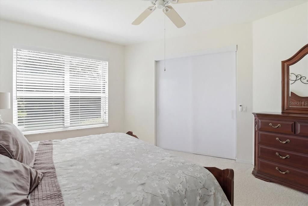 For Sale: $319,900 (2 beds, 2 baths, 1668 Square Feet)