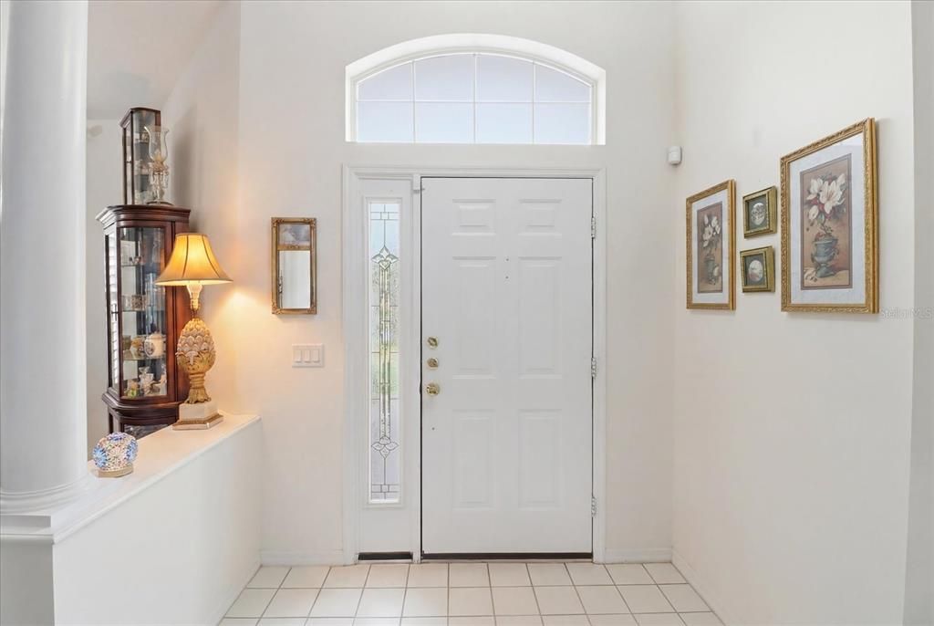 For Sale: $319,900 (2 beds, 2 baths, 1668 Square Feet)