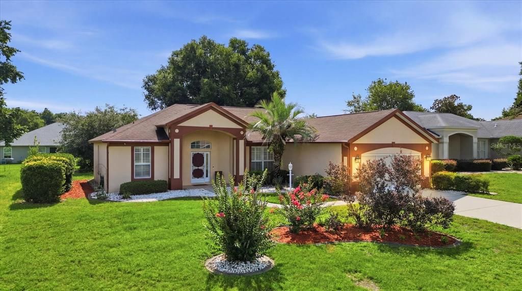 For Sale: $319,900 (2 beds, 2 baths, 1668 Square Feet)