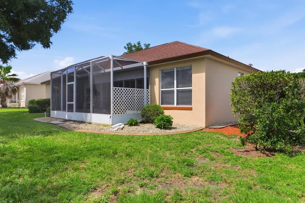 For Sale: $319,900 (2 beds, 2 baths, 1668 Square Feet)