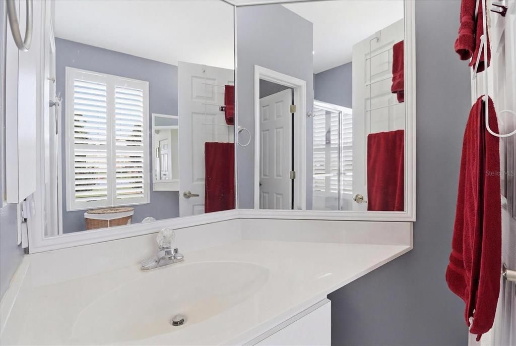 For Sale: $319,900 (2 beds, 2 baths, 1668 Square Feet)