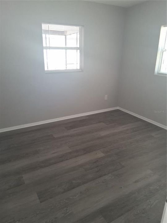 For Sale: $329,900 (3 beds, 1 baths, 1218 Square Feet)