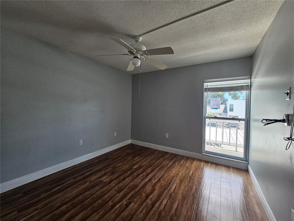 For Sale: $202,000 (2 beds, 2 baths, 1185 Square Feet)