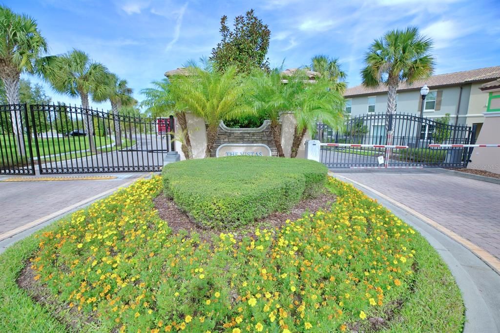 Active With Contract: $277,000 (3 beds, 2 baths, 1741 Square Feet)