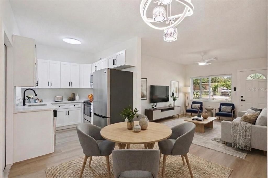 For Sale: $295,000 (3 beds, 1 baths, 888 Square Feet)