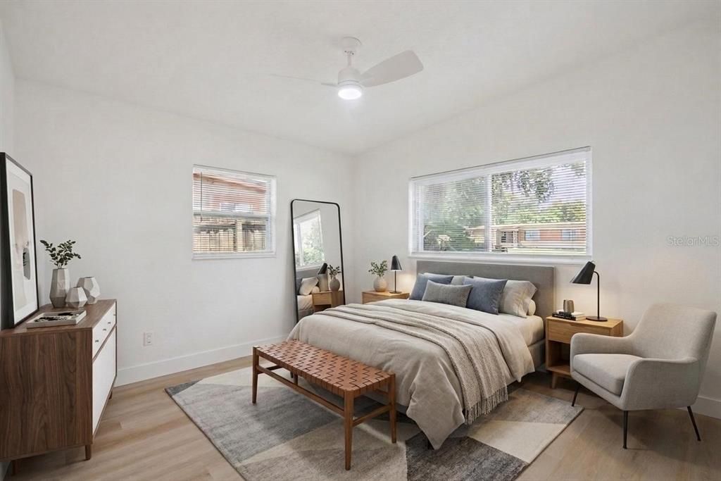 For Sale: $295,000 (3 beds, 1 baths, 888 Square Feet)