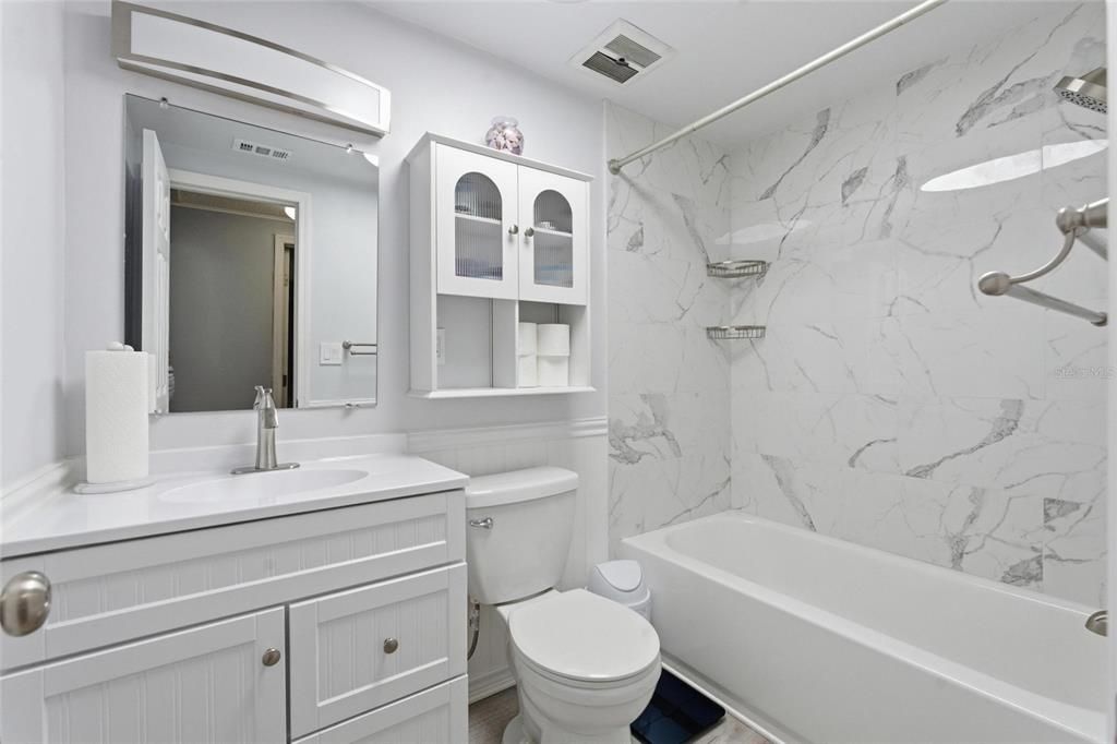 For Sale: $359,900 (3 beds, 2 baths, 1282 Square Feet)