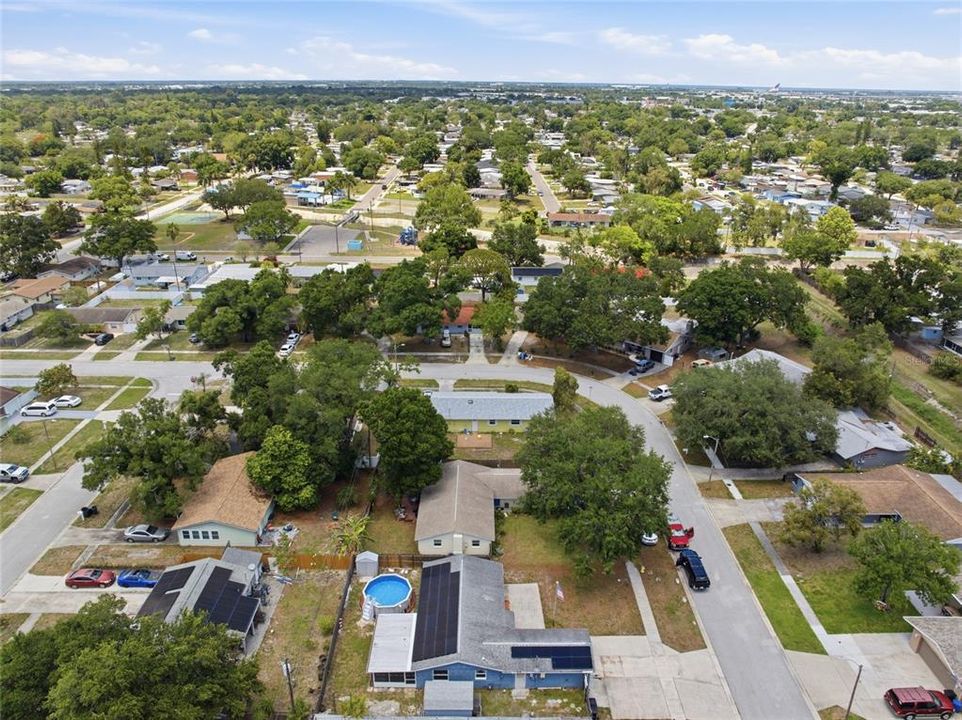 For Sale: $359,900 (3 beds, 2 baths, 1282 Square Feet)