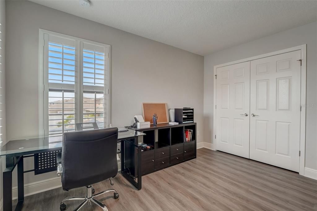 For Sale: $500,000 (4 beds, 3 baths, 2865 Square Feet)