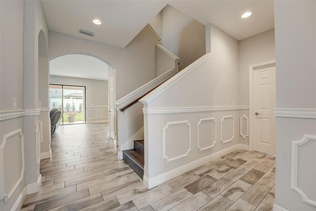For Sale: $500,000 (4 beds, 3 baths, 2865 Square Feet)