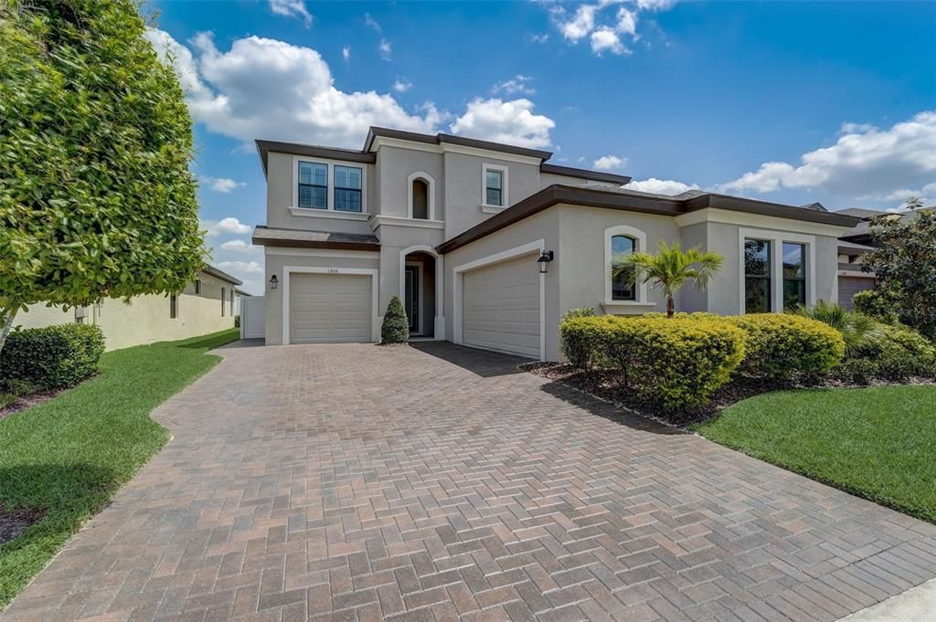 For Sale: $500,000 (4 beds, 3 baths, 2865 Square Feet)