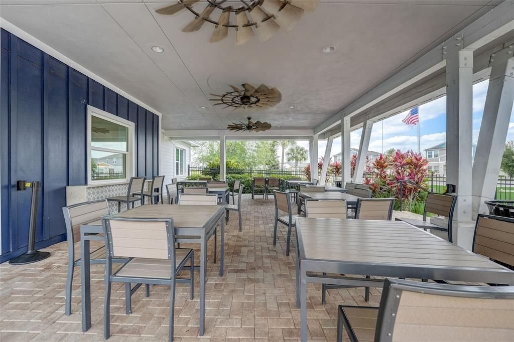 For Sale: $500,000 (4 beds, 3 baths, 2865 Square Feet)