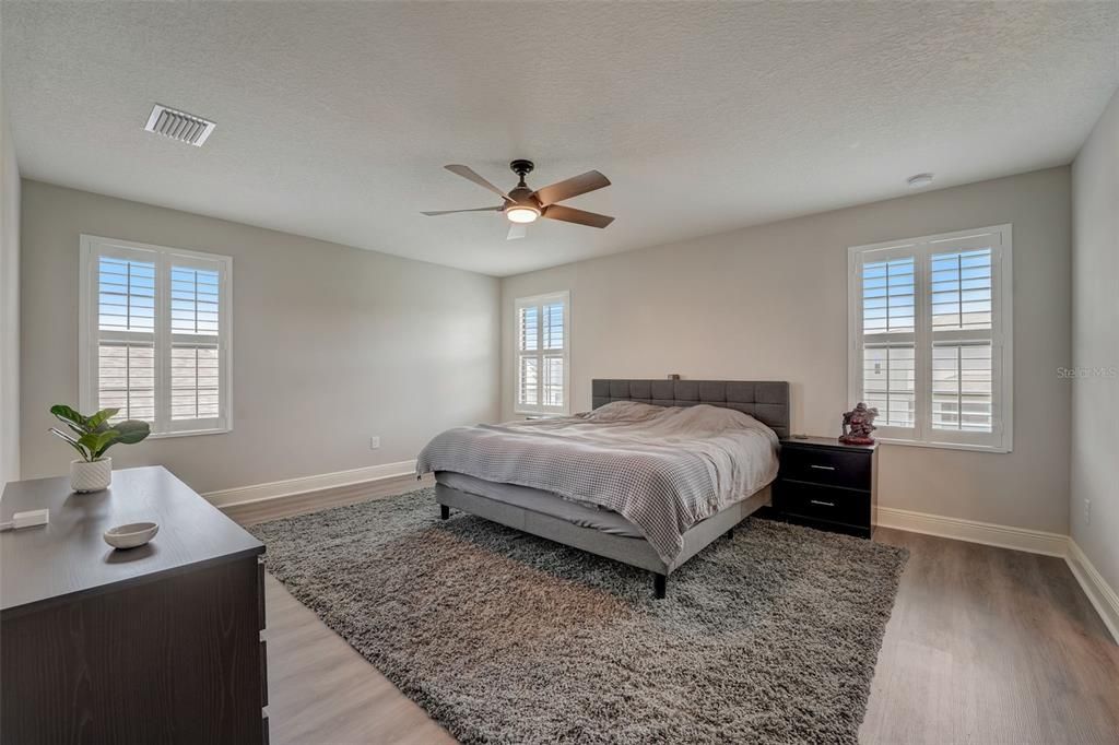 For Sale: $500,000 (4 beds, 3 baths, 2865 Square Feet)