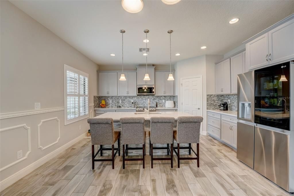 For Sale: $500,000 (4 beds, 3 baths, 2865 Square Feet)
