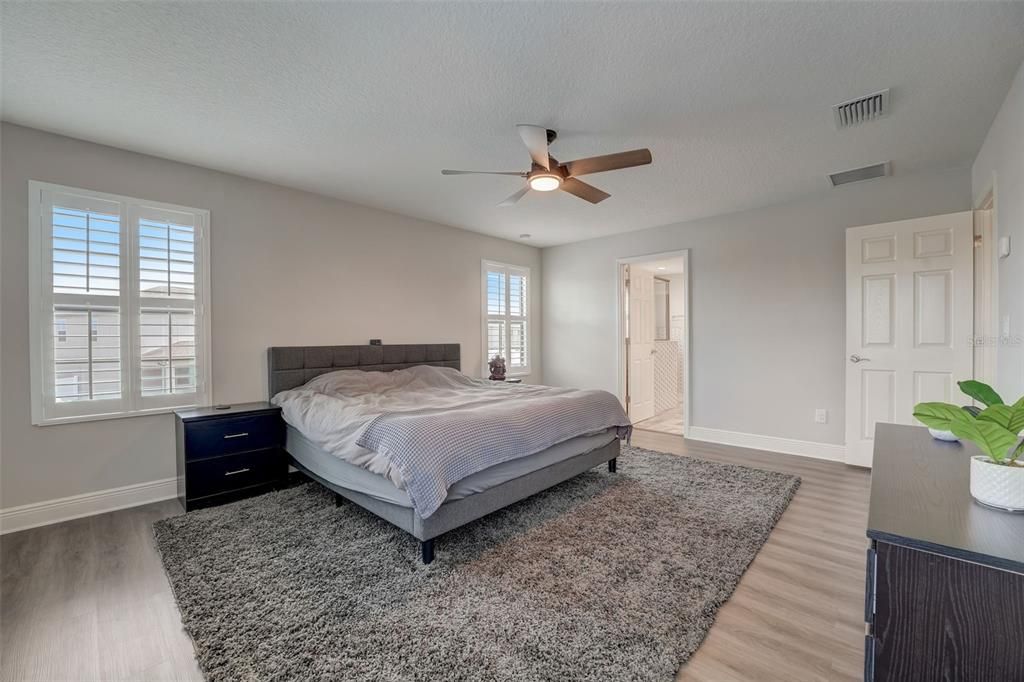 For Sale: $500,000 (4 beds, 3 baths, 2865 Square Feet)