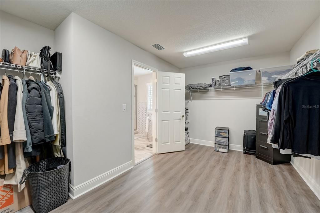 For Sale: $500,000 (4 beds, 3 baths, 2865 Square Feet)