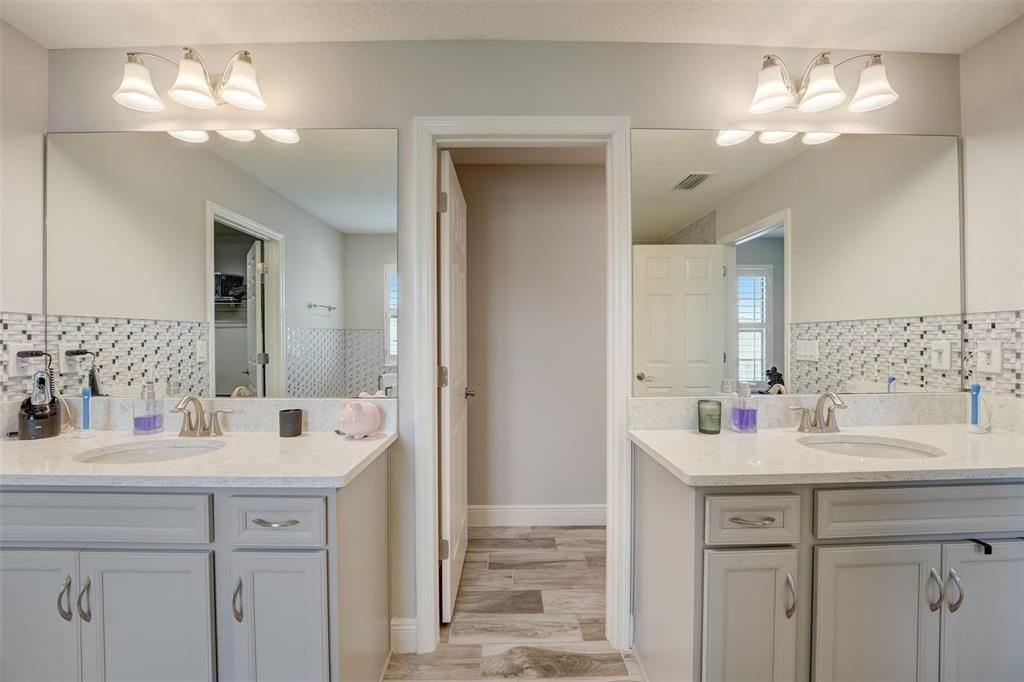 For Sale: $500,000 (4 beds, 3 baths, 2865 Square Feet)