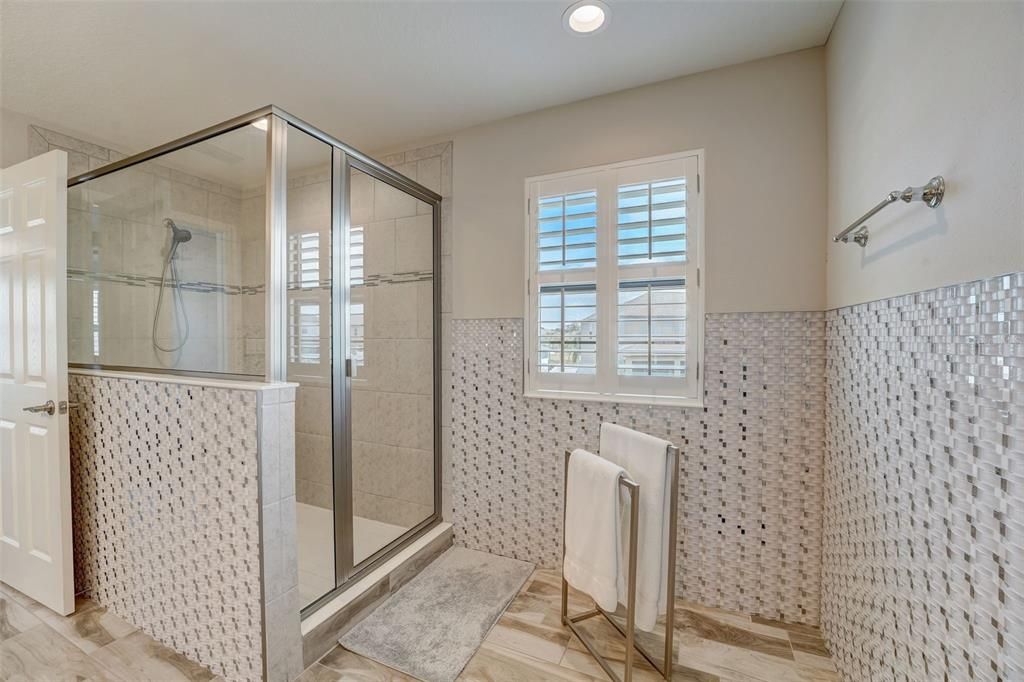 For Sale: $500,000 (4 beds, 3 baths, 2865 Square Feet)