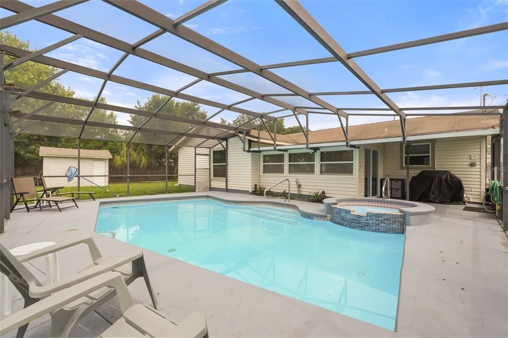 For Sale: $399,900 (4 beds, 3 baths, 1616 Square Feet)