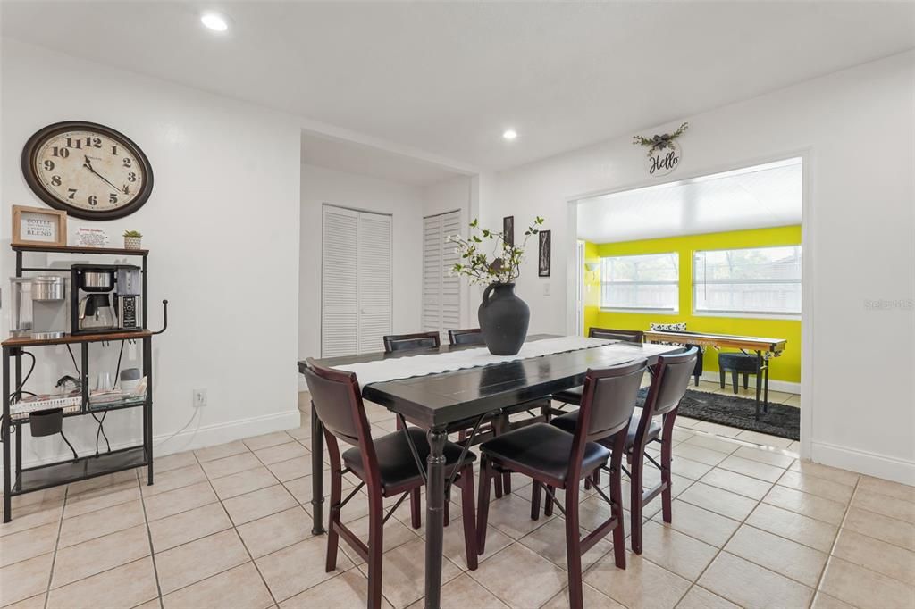 For Sale: $399,900 (4 beds, 3 baths, 1616 Square Feet)
