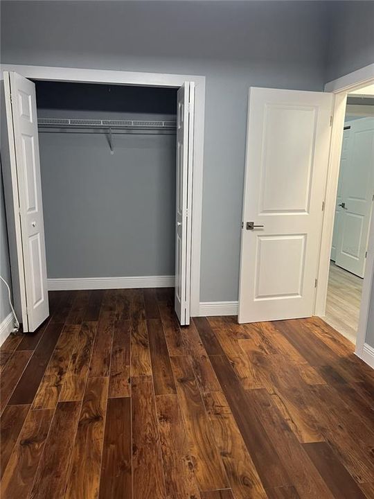 For Rent: $1,700 (2 beds, 1 baths, 880 Square Feet)