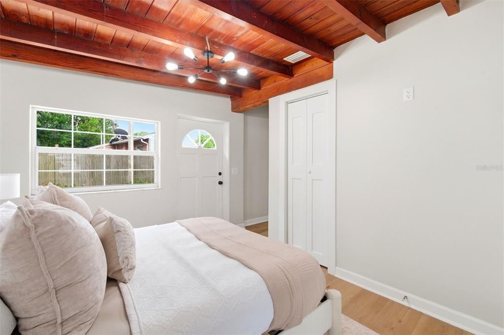 For Sale: $499,000 (3 beds, 2 baths, 1694 Square Feet)