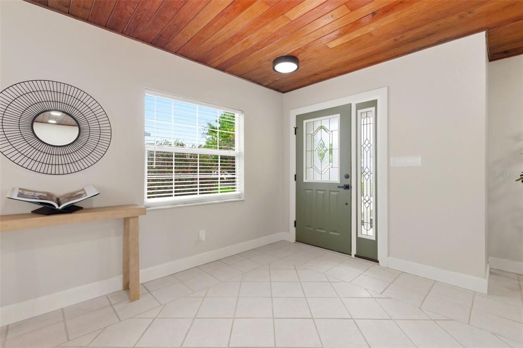 For Sale: $499,000 (3 beds, 2 baths, 1694 Square Feet)