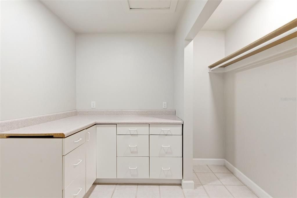 For Sale: $499,000 (3 beds, 2 baths, 1694 Square Feet)