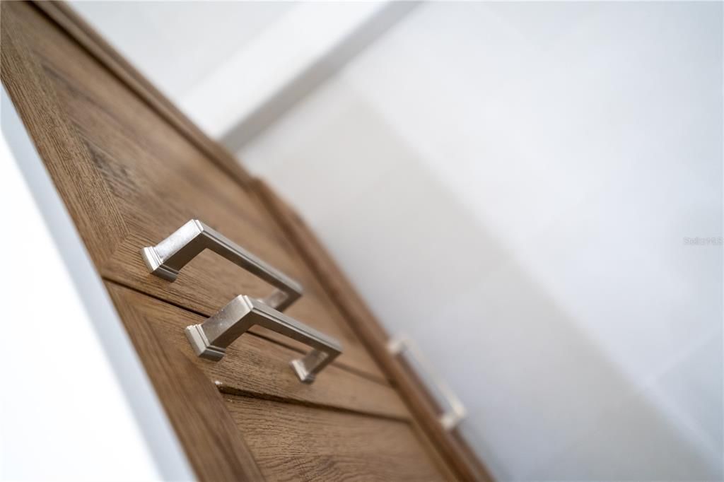 For Sale: $599,000 (3 beds, 2 baths, 1662 Square Feet)