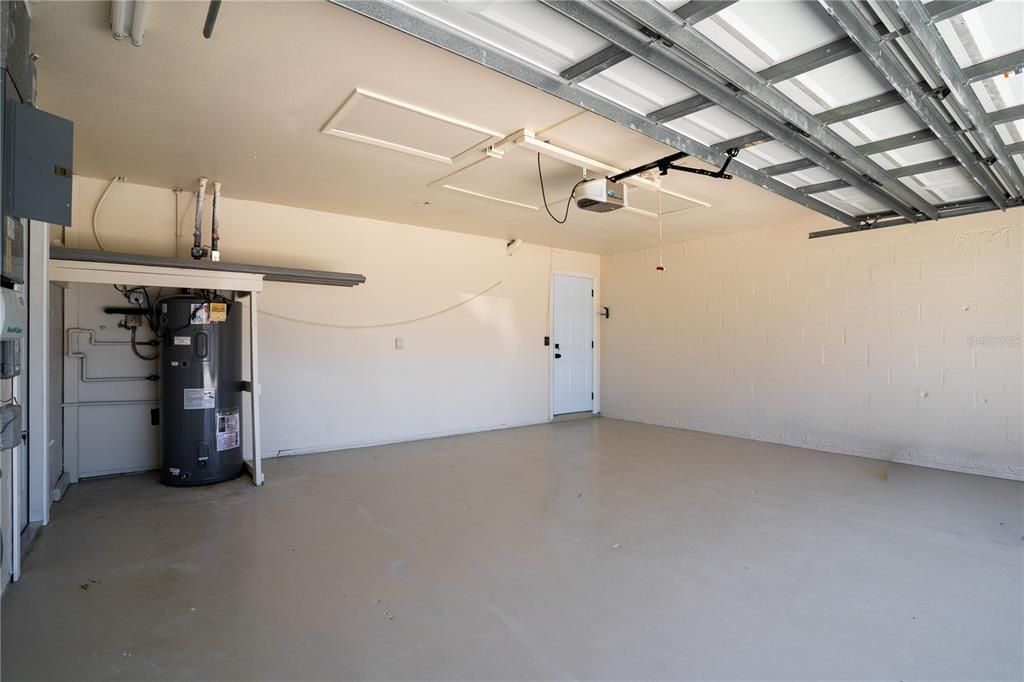 For Sale: $599,000 (3 beds, 2 baths, 1662 Square Feet)
