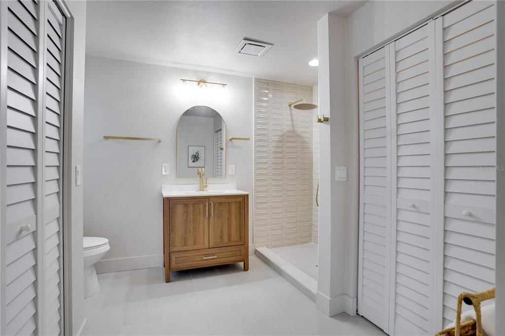 For Sale: $599,000 (3 beds, 2 baths, 1662 Square Feet)