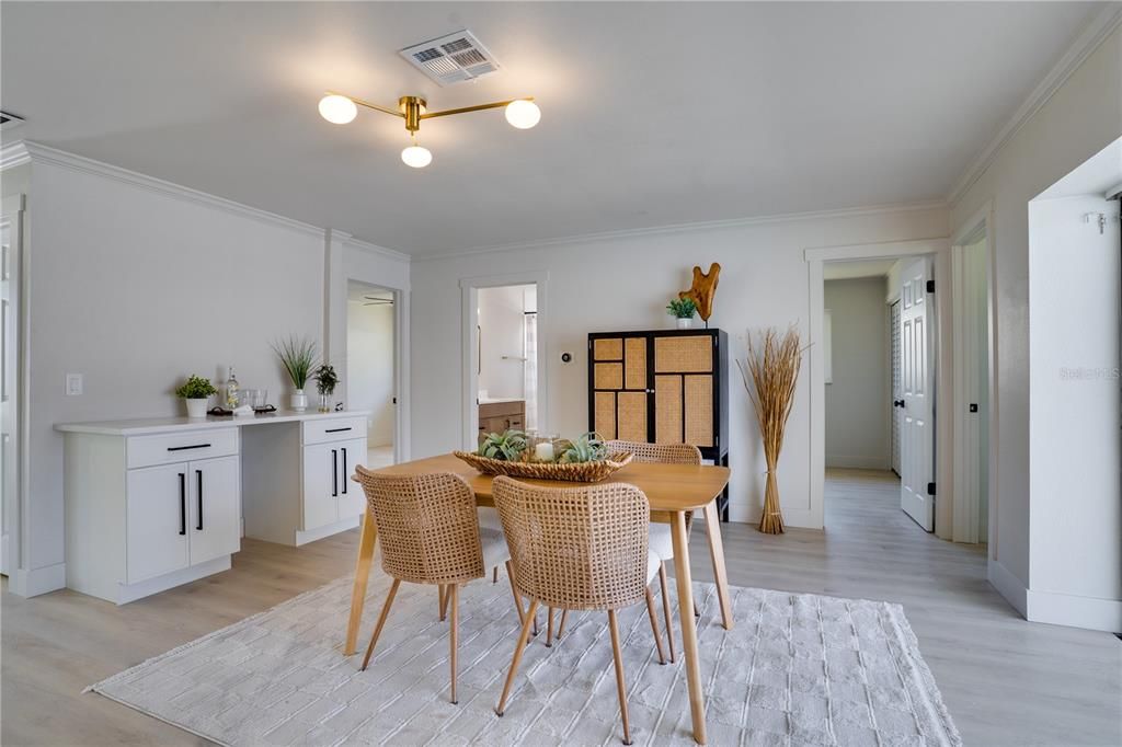For Sale: $599,000 (3 beds, 2 baths, 1662 Square Feet)