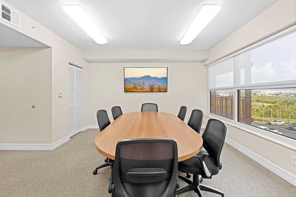 En Venta: $239,000 (2 camas, 2 baños, 1339 Pies cuadrados)