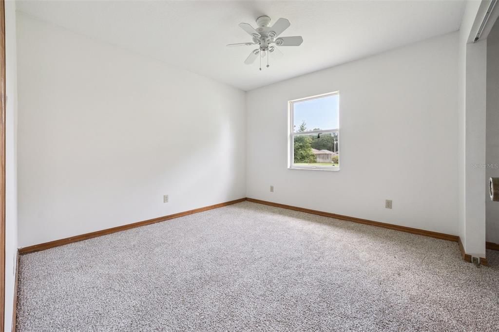 For Sale: $289,900 (3 beds, 2 baths, 1410 Square Feet)