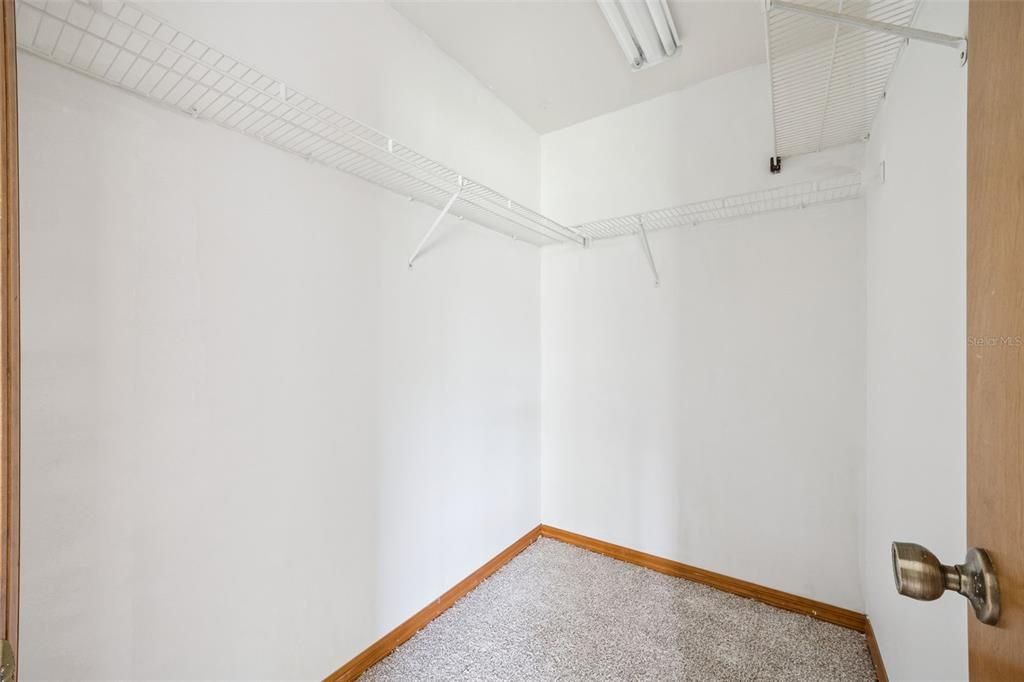 For Sale: $289,900 (3 beds, 2 baths, 1410 Square Feet)