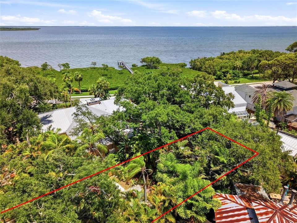 For Sale: $499,000 (0.16 acres)