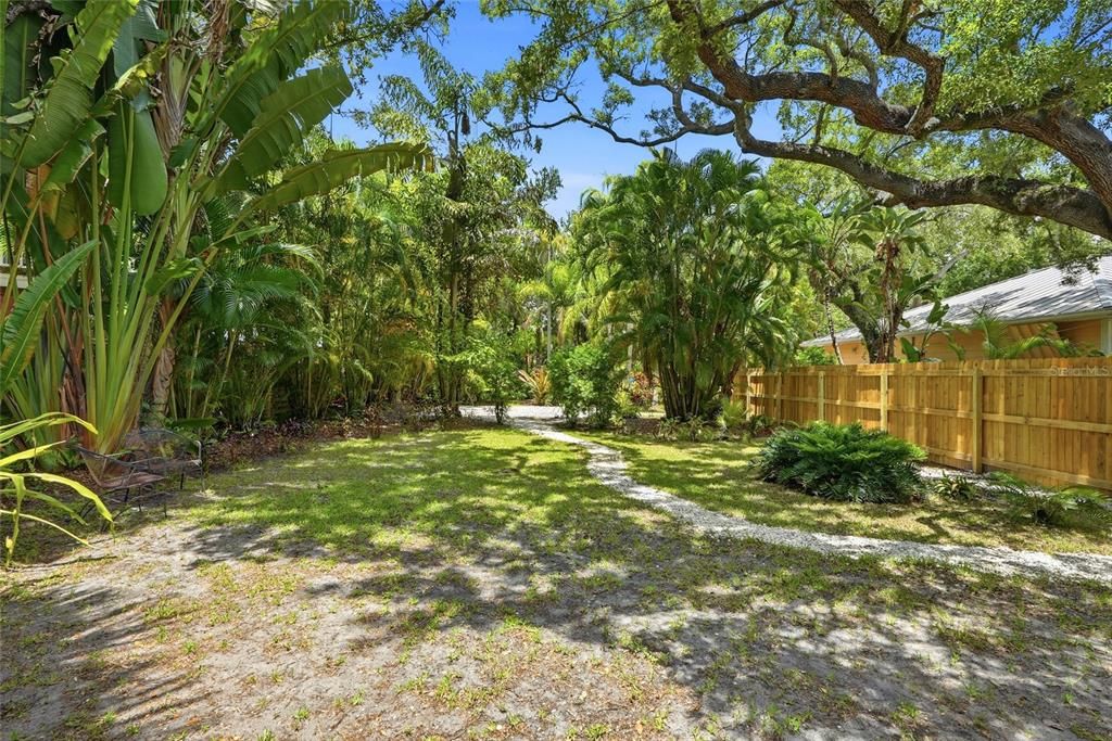 For Sale: $499,000 (0.16 acres)
